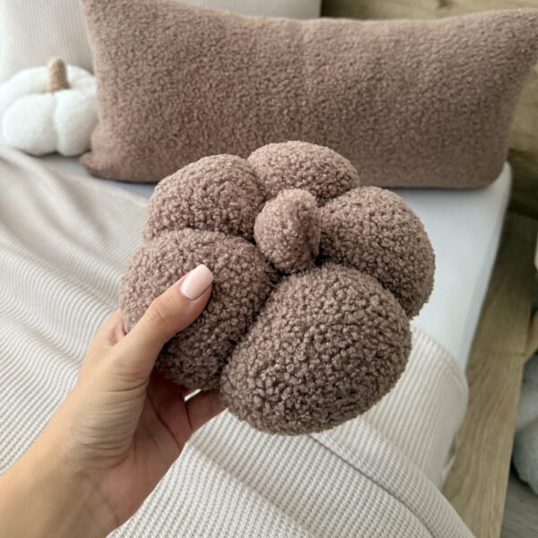 Poduszka jesienna dynia ciepły brąz boucle - 15cm | Simonila