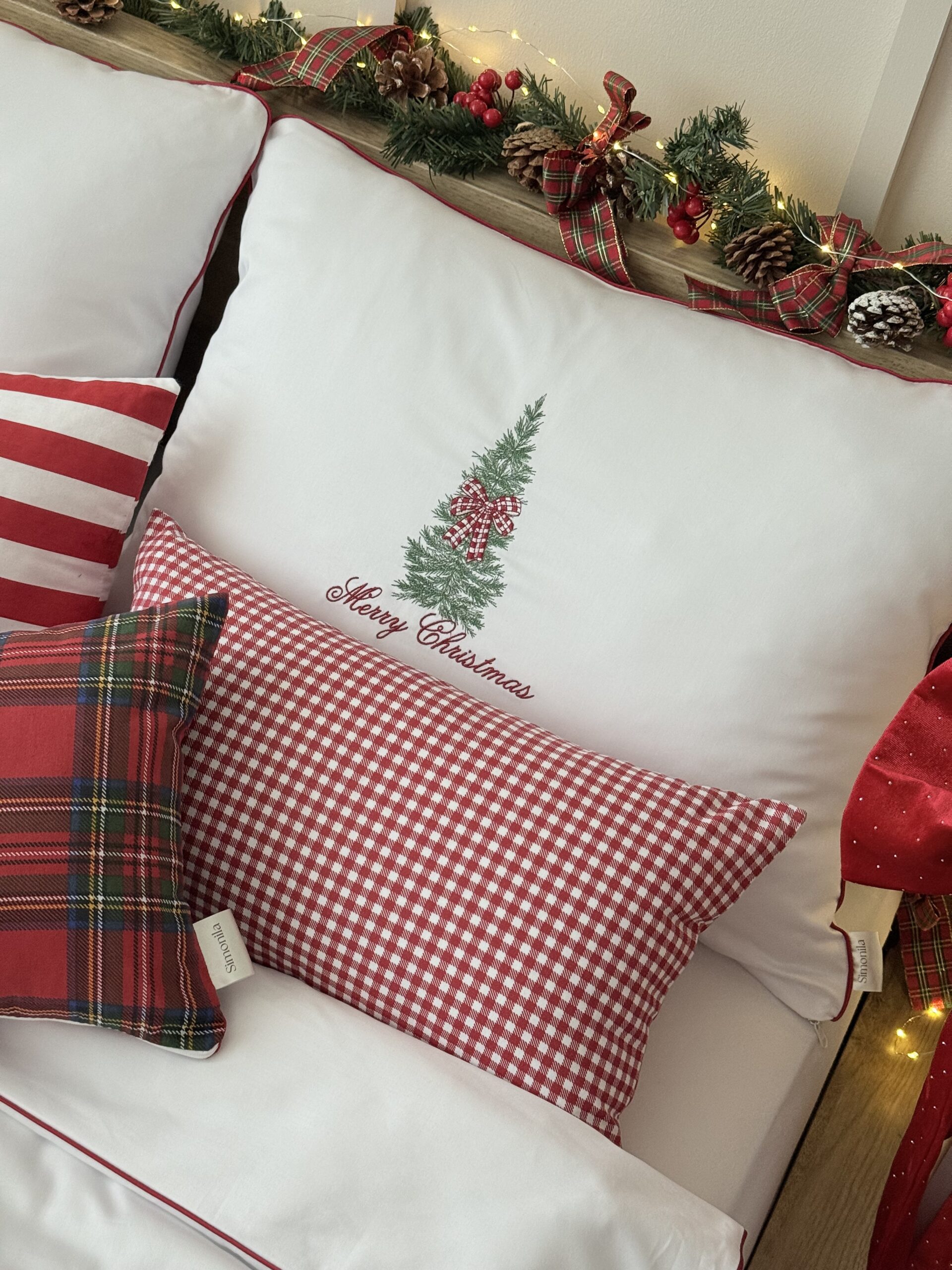 Pościel świąteczna haft choinki z kokardą Merry Christmas – 100% bawełna
