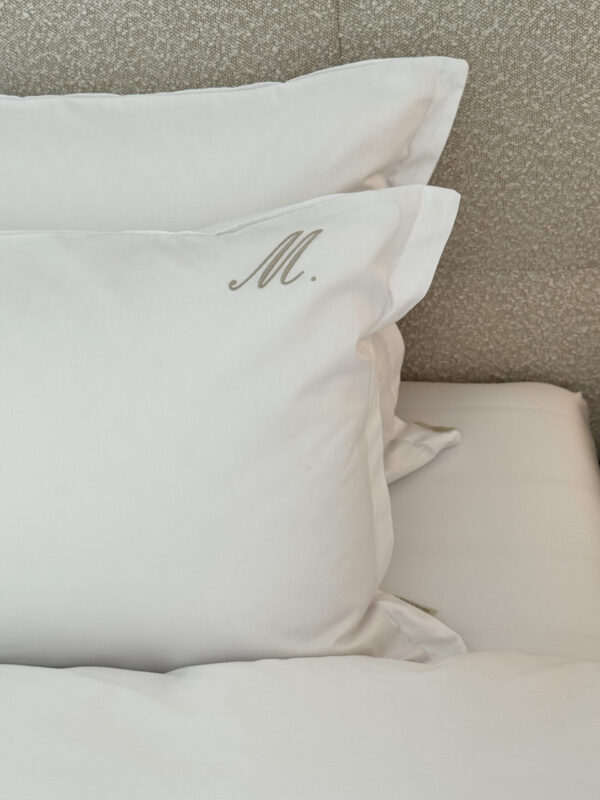 Pościel satynowa Pure personalizowana – biała